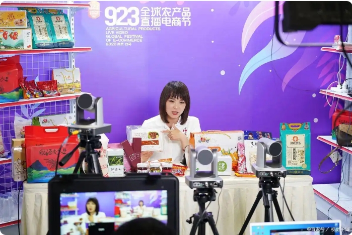 当AI抢走月入过万的网红饭碗